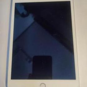 iPad mini4 16Gb シルバー