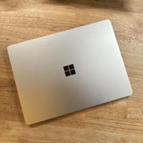 Surface Laptop Go 12.4インチ / 8GB / 1035G1