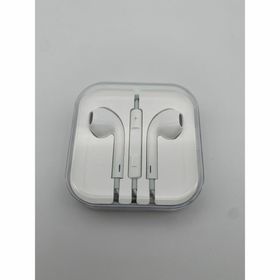 アップル(Apple)の新品 アップル純正イヤホン EarPods with 3.5 mm ヘッドフォン(ヘッドフォン/イヤフォン)