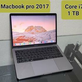 1TB Apple / MacノートPC / Core i7 MacBookPro 13-inch 2017 Four Thunderbolt 3 ports