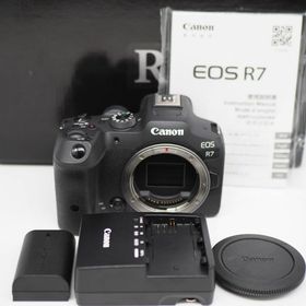 キヤノン(Canon)の■8000ショット■ CANON EOS R7 ボディ ■ほぼ新品■(ミラーレス一眼)