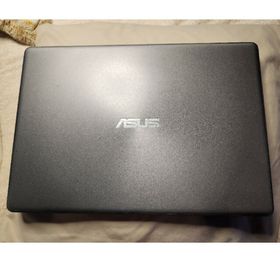 ASUS ZenBook 13 UX331UN 8250G CORE i5(ノートPC)