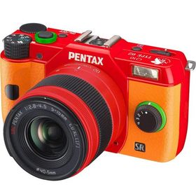 ペンタックス PENTAX Q10 エヴァンゲリオンモデル ズームレンズキット TYPE 02: アスカ <プレゼント包装承ります>