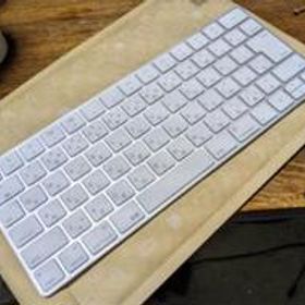 Magic Keyboard 中古 2,500円 | ネット最安値の価格比較 プライスランク