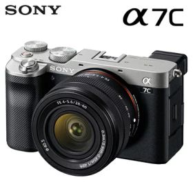 【最大1000円OFFクーポン！12月11日1:59まで】ソニー フルサイズ ミラーレス一眼カメラ ILCE-7CL-S α7C ズームレンズキット シルバー SONY アルファ【送料無料】【KK9N0D18P】