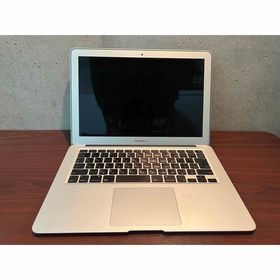 アップル(Apple)のMacBook Air 11inch (ノートPC)