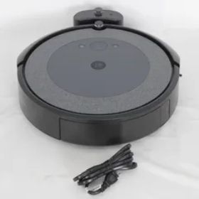 iRobot ルンバ i3 I315060 新品¥33,000 中古¥17,000 | 新品・中古のネット最安値 | カカクキング