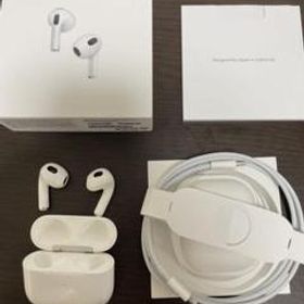 Apple AirPods 第3世代 MME73J/A 新品¥11,900 中古¥10,200 | 新品・中古のネット最安値 | カカクキング