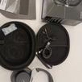 ワイヤレスヘッドホン AONIC40 SBH1DYBK1 SHURE