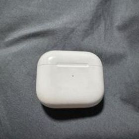 Apple AirPods 第3世代 MME73J/A 新品¥11,900 中古¥10,200 | 新品・中古のネット最安値 | カカクキング