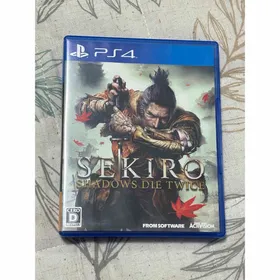 SEKIRO：SHADOWS DIE TWICE PS4 新品¥4,470 中古¥2,980 | 新品・中古のネット最安値 | カカクキング