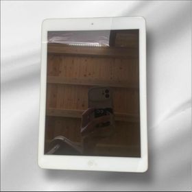 アップル(Apple)のiPad Air本体（A1474）16GBシルバーWi-Fiモデル(タブレット)