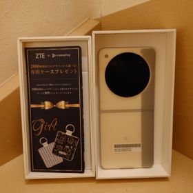 ゼットティーイー(ZTE)のZTE Libero Flip A304ZT ゴールド 未使用品(スマートフォン本体)