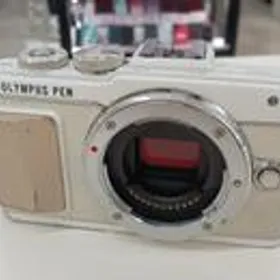 ✨極美品✨オリンパス E-PL8❤️スマホ転送◎❤️ショット数わずか1,049回！ ✨極美品✨オリンパス E-PL8❤️スマホ転送◎❤️ショット数わずか598回！