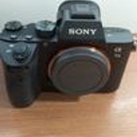 ミラーレス一眼ボディ α7 ILCE-7M3 SONY