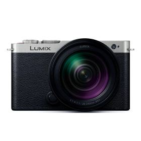 ＜LUMIX 年末・年始キャッシュバックキャンペーン対象＞ パナソニック ミラーレス一眼カメラ LUMIX S9 高倍率ズームレンズキット シルバー DC-S9H-S