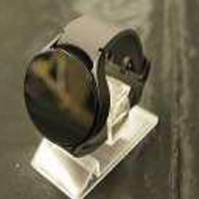 かくばっててカワイイ!! SM-R915F SAMSUNG