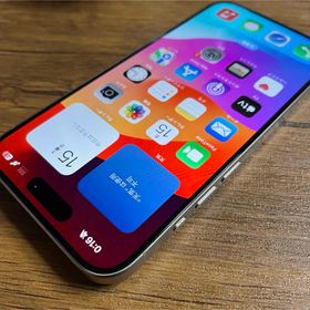 アイフォーン(iPhone)の☆美品☆iPhone 15 pro☆256GB☆人気ナチュラルチタニウム☆訳アリ(スマートフォン本体)