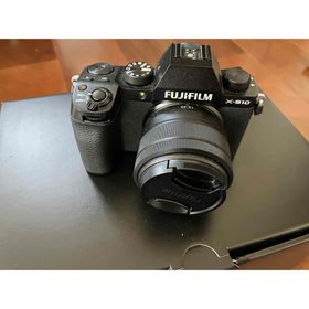 フジフイルム(富士フイルム)のFUJI FILM X-S10 X-S10 ダブルズームレンズキット(ミラーレス一眼)
