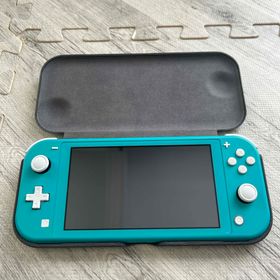 ニンテンドースイッチ(Nintendo Switch)のNintendo Switch Lite ターコイズ カバー付き(家庭用ゲーム機本体)