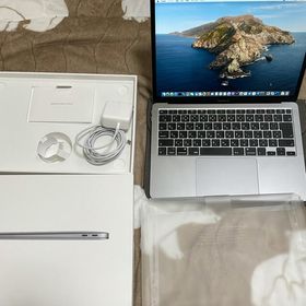 マック(Mac (Apple))のMacBook Air 2020 13 256gb 1.1Ghz 値下可能(ノートPC)