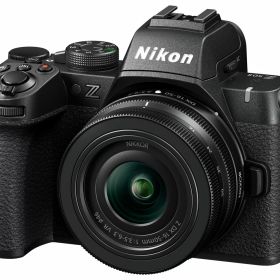Nikon ミラーレスカメラ Z50II 16-50 VR レンズキット【お取り寄せ（5週から7週程度見込み）での入荷、発送】