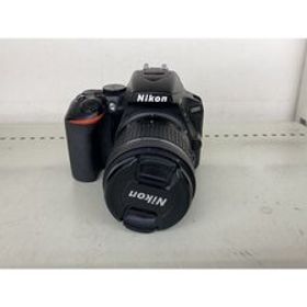 Nikon◆デジタル一眼カメラ D5600 18-55 VR レンズキット/※現品のみ