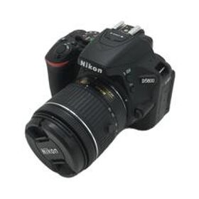 Nikon◆デジタル一眼カメラ D5600 ダブルズームキット//