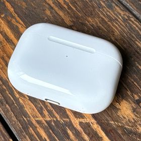 アップル(Apple)の【美品】アップル Airpods Pro 第2世代(ヘッドフォン/イヤフォン)
