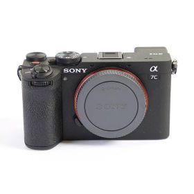 【中古】 (ソニー) SONY ソニー ILCE-7CM2 B アルフア7CII ボデイ【中古カメラ デジタル一眼】 ランク：AB