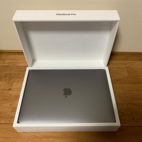 アップル(Apple)のMacBook Pro MXK32J/A [スペースグレイ] 美品(ノートPC)