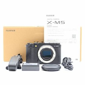 ■シャッター数202枚！新品同様■ FUJIFILM X-M5 ミラーレス一眼(ミラーレス一眼)
