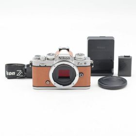 ニコン(Nikon)の【ショット数78回】Nikon Z fc ボディ アンバーブラウン(ミラーレス一眼)