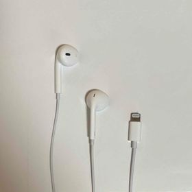 アップル(Apple)のアップル EarPods Lightningコネクタ(ヘッドフォン/イヤフォン)