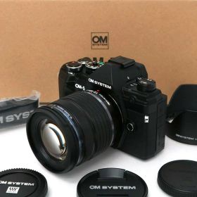 【中古】【美品】オリンパス OM SYSTEM OM-5 12-45mm F4.0 PRO レンズキット CA01-M2595-3Y3 OLYMPUS ミラーレス 5軸手ブレ補正 マイクロフォーサーズ