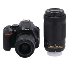 Nikon ニコン/デジタル一眼/D5600 ダブルズームキット/2006010/Bランク/69【中古】