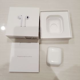 アップル(Apple)のApple AirPods MMEF2J/A(ヘッドフォン/イヤフォン)