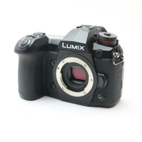 【中古】 《良品》 Panasonic LUMIX DC-G9 PRO ボディ【背面ラバー部品交換/三角環取り付け部補修/各部点検済】 [ デジタルカメラ ]