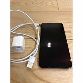 アップル(Apple)のiPhone XS 64GB ゴールド(バッテリー最大容量73%)充電器付き(スマートフォン本体)