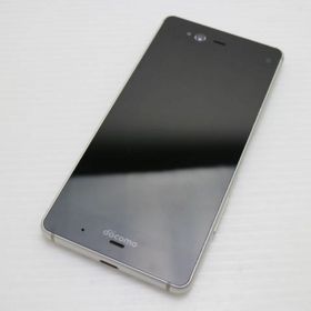 アローズ(arrows)のF-01K ホワイト 本体 白ロム M888(スマートフォン本体)