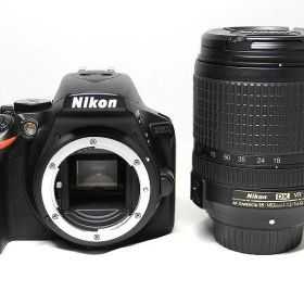 【全品ポイント10倍！要エントリー】【期間限定セール】ニコン Nikon デジタル一眼レフカメラ D5600 【中古】