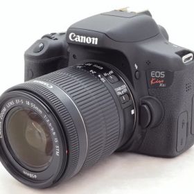 【中古】Canon EOS Kiss X8i ダブルズームキット