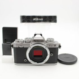 ニコン(Nikon)のショット数6 試し撮りのみ 【新品同様】 Nikon ニコン Z fc(ミラーレス一眼)