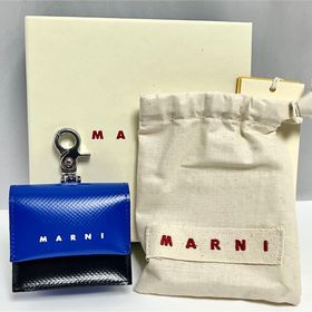 マルニ(MARNI)の新品 マルニ PVC エアポッズ ホルダー Airpods イヤフォン ケース(ヘッドフォン/イヤフォン)