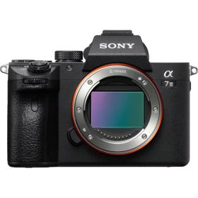 【先着フラッシュクーポン 最大2000円OFF!】ソニー SONY α7 III ボディ ILCE-7M3 フルサイズ ミラーレス一眼カメラ ILCE7M3 ILCE7M3