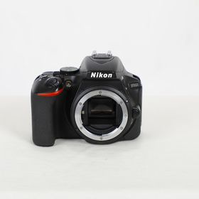 ニコン(Nikon)の【中古】(ニコン) Nikon D5600 ボデイ(コンパクトデジタルカメラ)