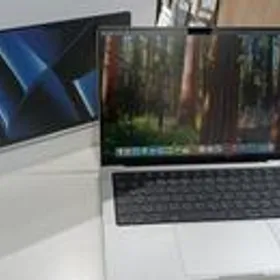 Apple MacBook Pro 16インチ M2 Pro / M2 Max (2023) 新品¥195,000