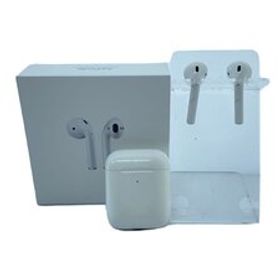 Apple◆イヤホン AirPods 第2 Wireless Charg MRXJ2J/A A1938/A2031/2032