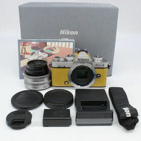 ニコン(Nikon)の★良品★ Z fc レンズキット (ミラーレス一眼)