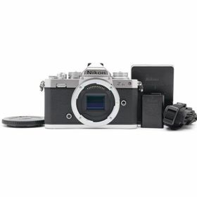 ニコン(Nikon)の＜美品＞Nikon Z fc ボディ シルバー シャッター数3,670枚(ミラーレス一眼)